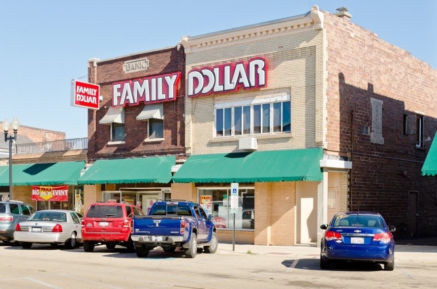 121-127 W 2nd St, Byron, IL for sale - Primary Photo - Image 1 of 1