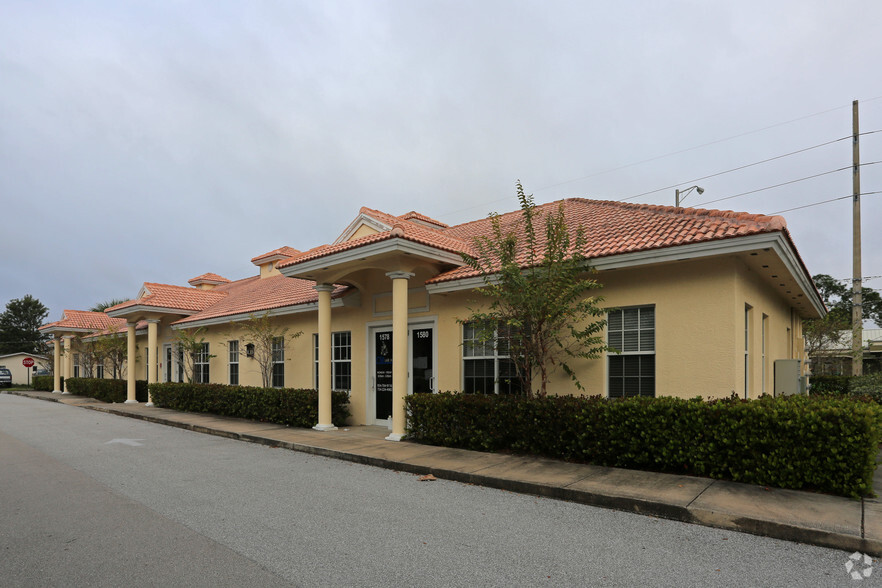 1570-1580 SE Port St Lucie Blvd, Port Saint Lucie, FL for sale - Primary Photo - Image 1 of 1