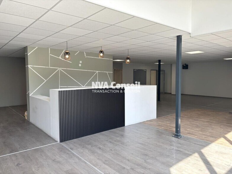 51 Rue Antonin Georges Belin, Argenteuil to rent - Building Photo - Image 3 of 11