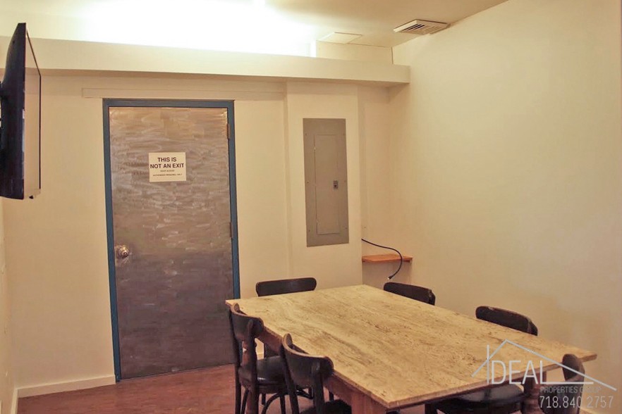 21-29 Dunham Pl, Brooklyn, NY for rent - Other - Image 2 of 32