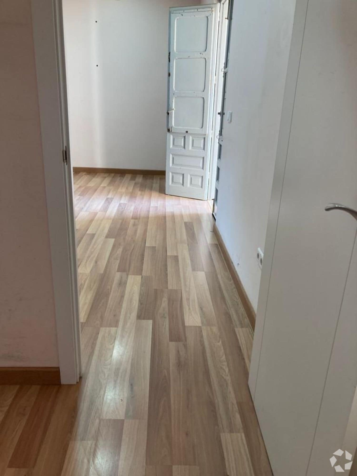 Retail in Aranjuez, Madrid to rent Interior Photo- Image 1 of 9