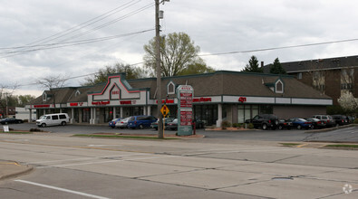 6661 University Ave, Middleton, WI for rent Primary Photo- Image 1 of 3