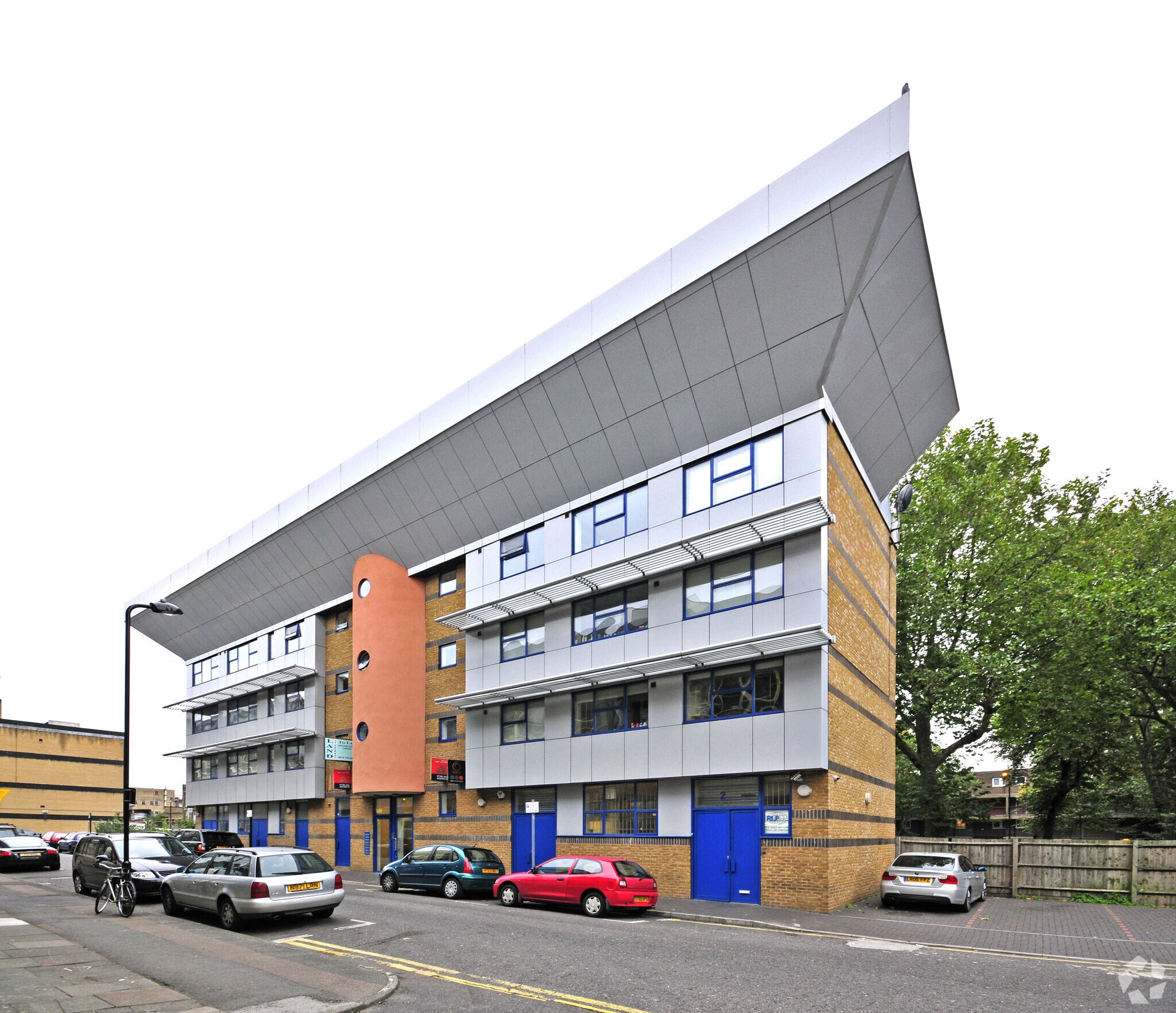 2-6 Long St, London for sale Primary Photo- Image 1 of 1