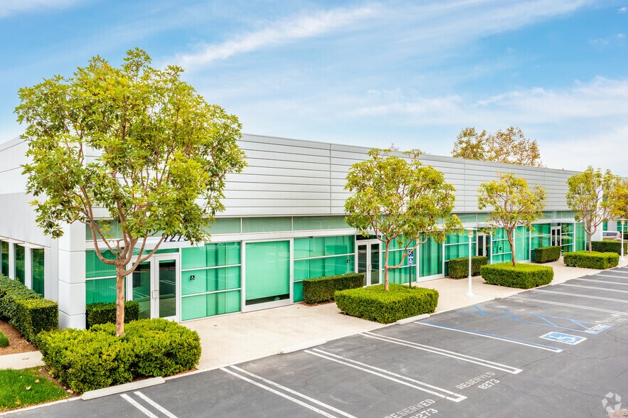 9273-9279 Research Dr, Irvine, CA for rent - Building Photo - Image 1 of 7