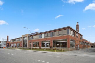 More details for 4360 Ch de la Côte-de-Liesse, Mt Royal, QC - Office to Rent