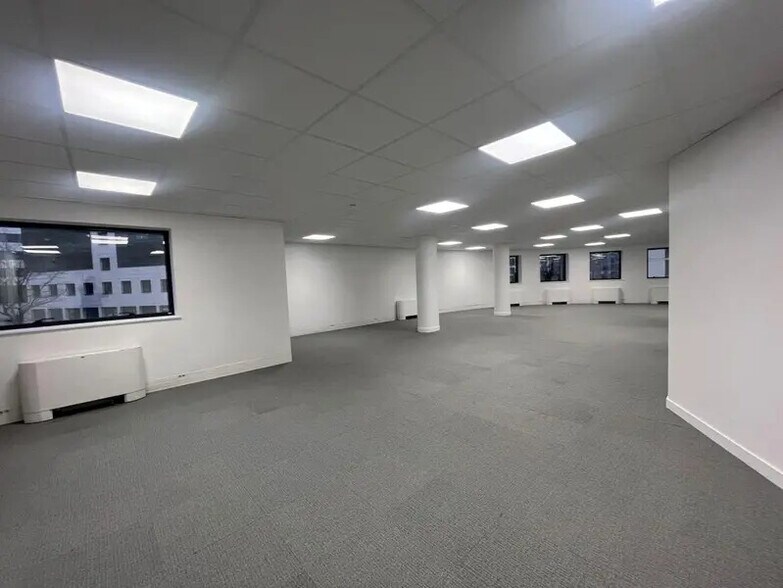 Office in Lyon to rent - Interior Photo - Image 2 of 14