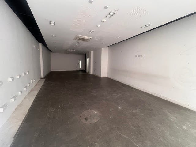 21-22 Broad St, Reading to rent - Building Photo - Image 3 of 12
