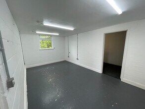 New Dover Rd, Canterbury for rent Interior Photo- Image 1 of 4