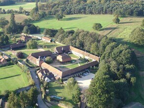 Peper Harow, Godalming, SRY - Aerial  map view