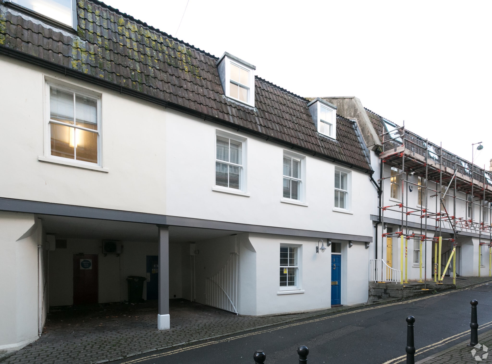 3 Palace Yard Mews, Bath for sale Primary Photo- Image 1 of 1