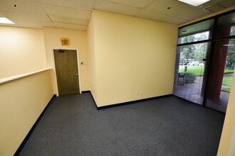 1209 Tech Blvd, Tampa, FL to rent Building Photo- Image 1 of 14