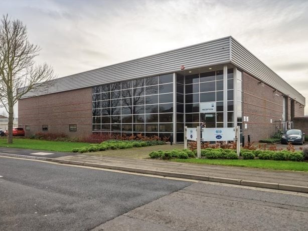 201 Bedford Ave, Slough for sale - Building Photo - Image 1 of 1