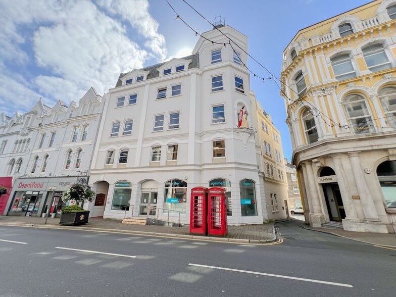 41-43 Victoria St, Douglas to rent - Building Photo - Image 2 of 2