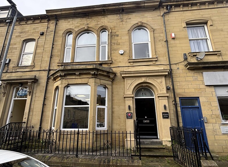 18 Clare Rd, Halifax for sale Primary Photo- Image 1 of 1