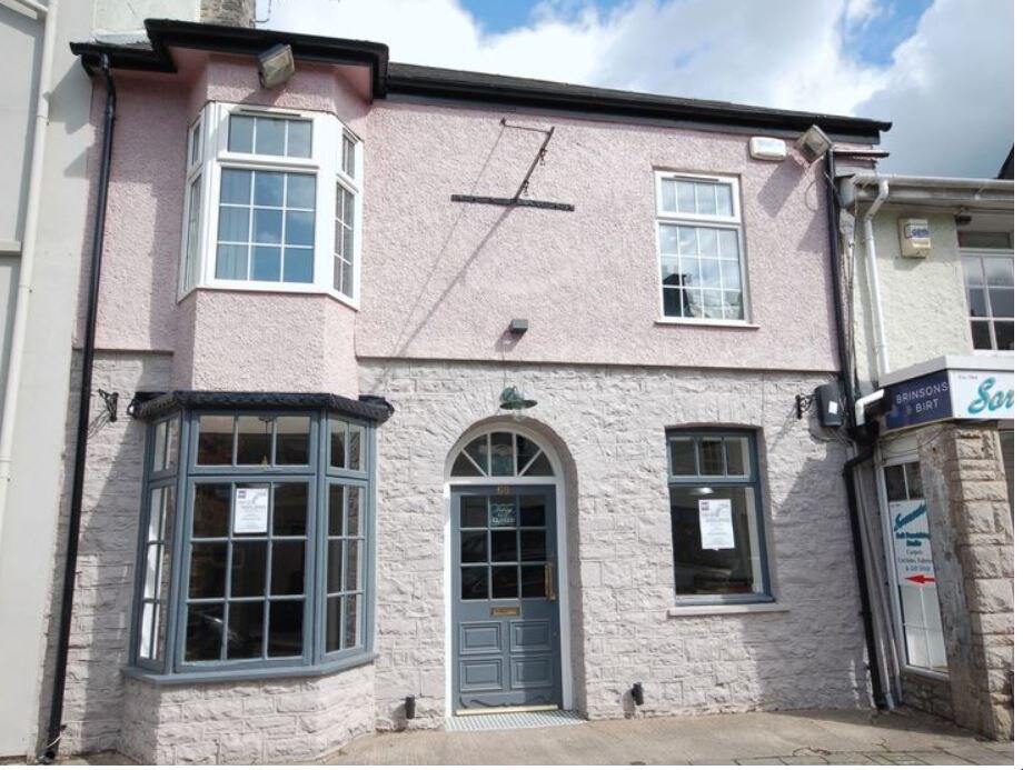 69-69 High St, Cowbridge to rent Primary Photo- Image 1 of 2