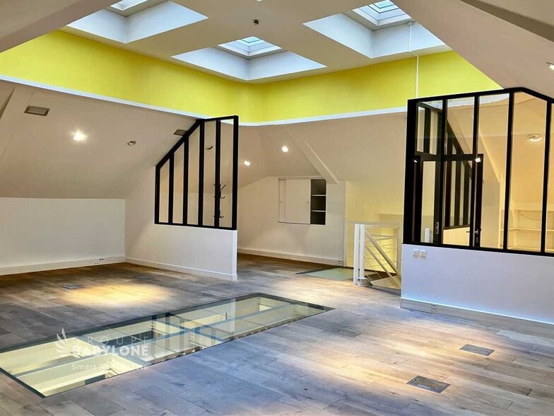 Office in Paris for sale - Interior Photo - Image 3 of 17