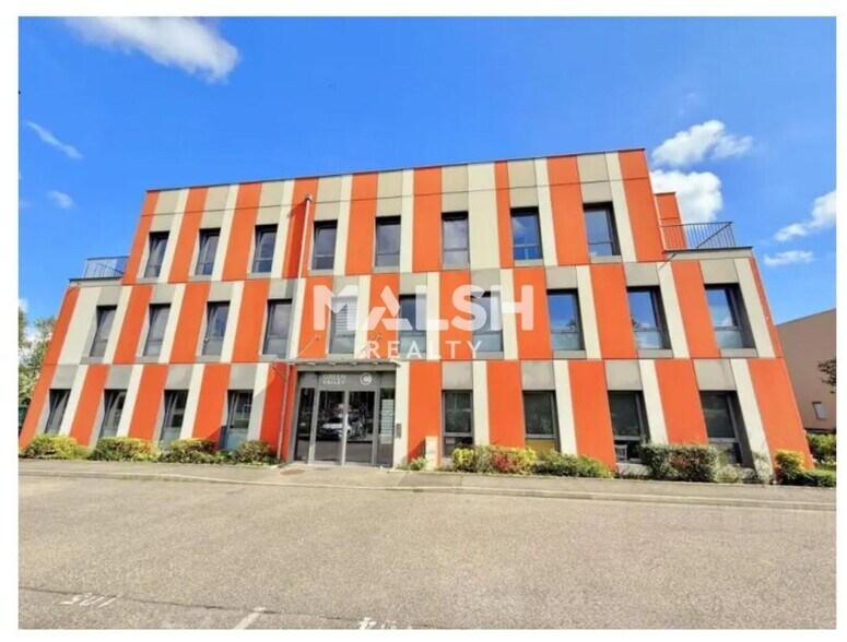 Office in Francheville for sale - Building Photo - Image 2 of 15