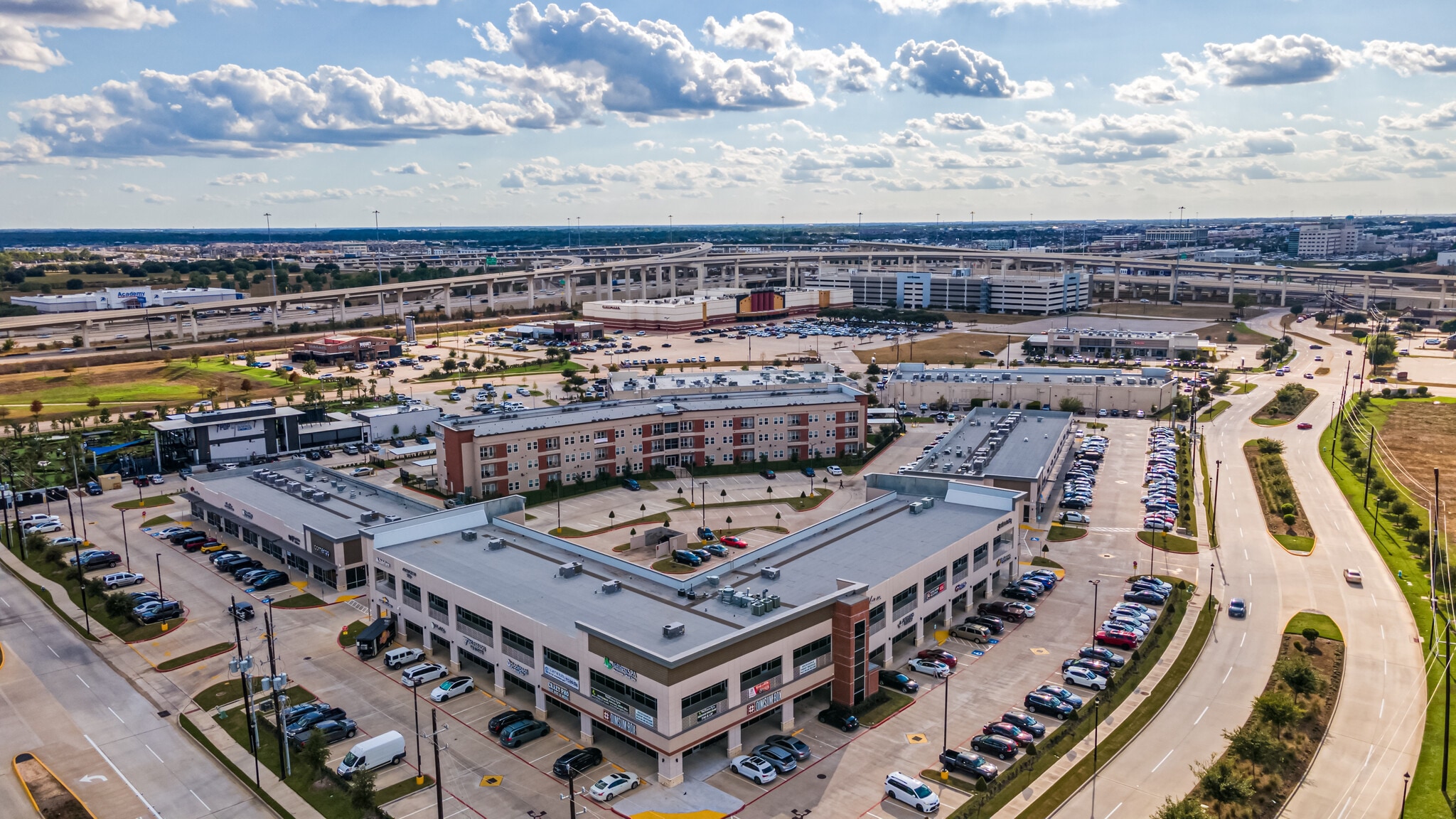 1223 Grand West Blvd, Katy, TX to rent Building Photo- Image 1 of 36