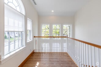 38 East Ave, New Canaan, CT for rent Interior Photo- Image 2 of 13