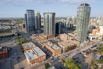 239 10th Ave SE, Calgary, AB - aerial  map view - Image1