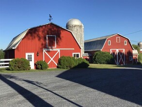 640 Orchard Dr, Bridport, VT for sale Building Photo- Image 1 of 43