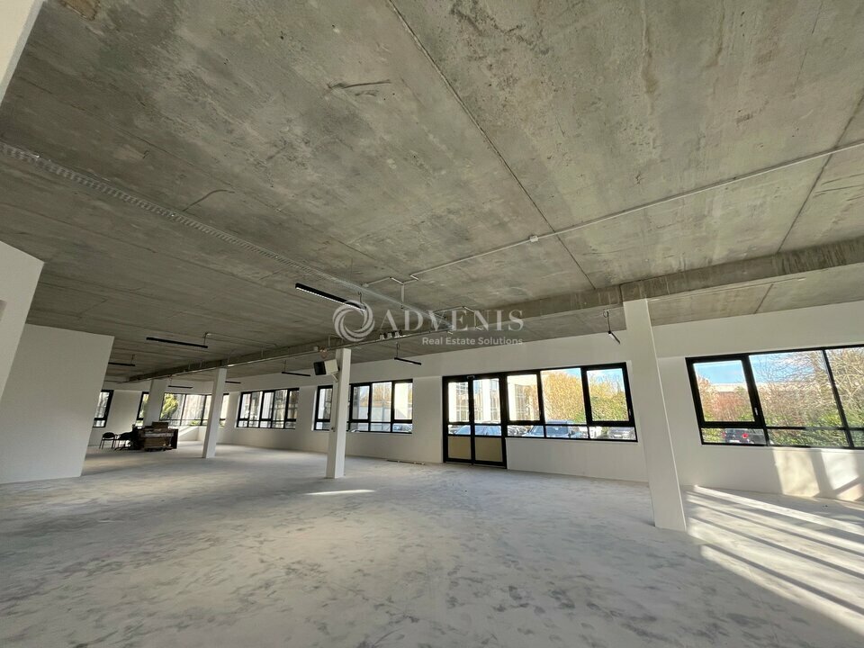 1 Boulevard Des Chênes, Guyancourt to rent Interior Photo- Image 1 of 8