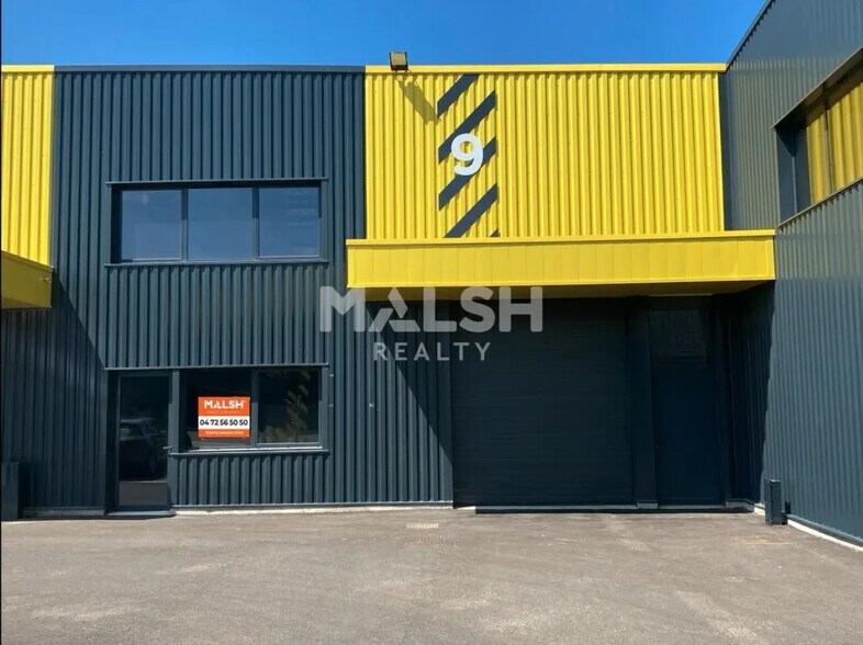 Light Industrial in Frans to rent - Building Photo - Image 3 of 10