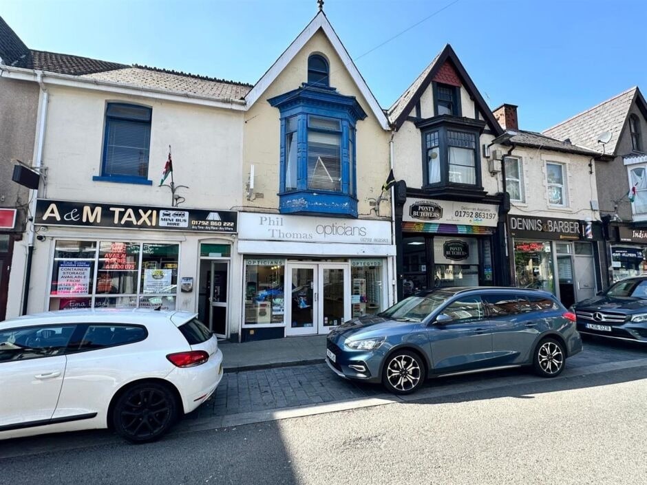 73 Herbert St, Swansea for sale Primary Photo- Image 1 of 4