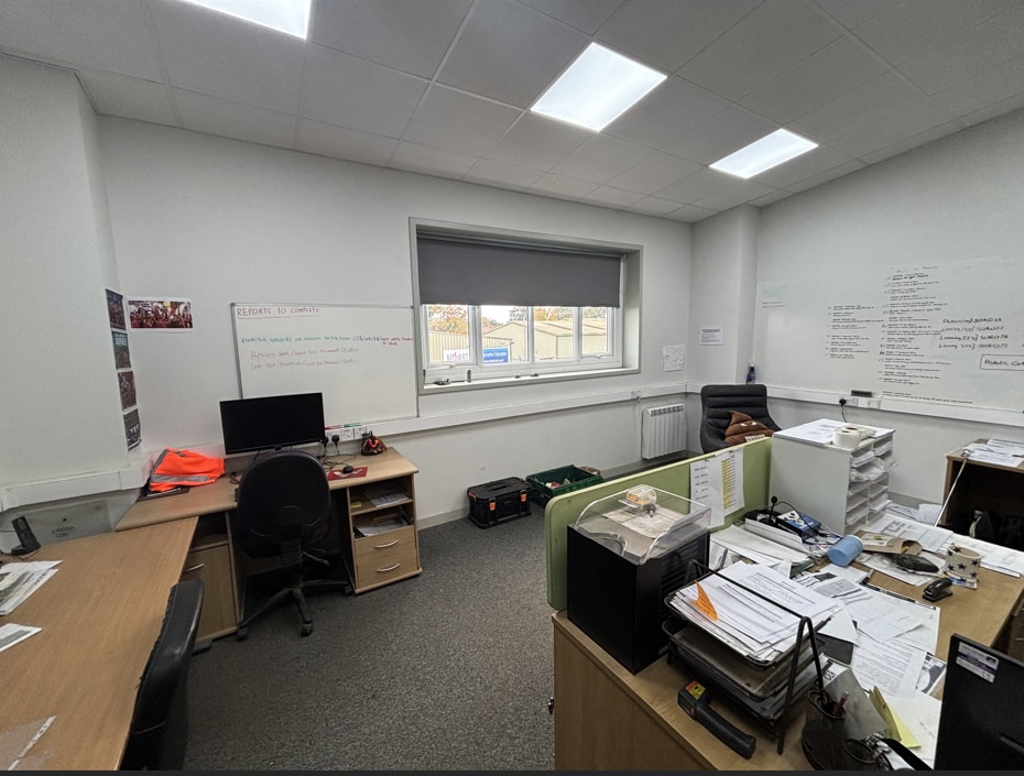 Elvington Industrial Estate, York to rent Interior Photo- Image 1 of 4