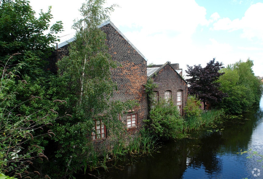 Effingham Rd, Sheffield to rent - Building Photo - Image 3 of 4