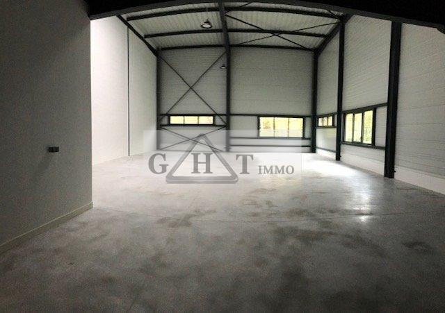 Industrial in Bussy-Saint-Georges to rent Interior Photo- Image 1 of 6