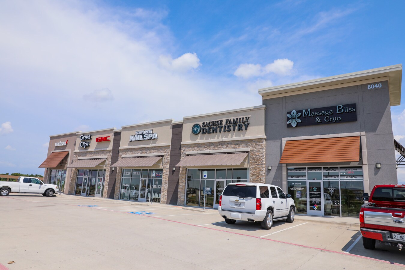 8040 Woodbridge Pky, Sachse 75048 Shops at Woodbridge Commons