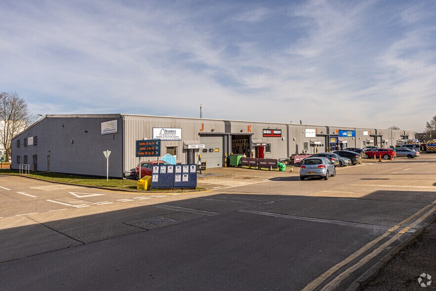 Gunnels Wood Rd, Stevenage for sale - Primary Photo - Image 1 of 1