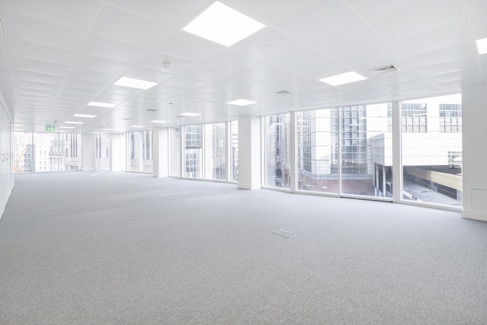10 Lloyds Ave, London for sale Interior Photo- Image 1 of 1