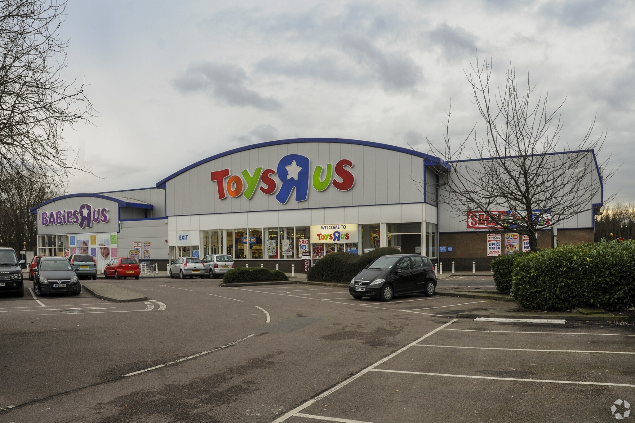 Tilling Rd, London for sale Primary Photo- Image 1 of 1