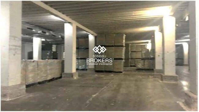 Vente Entrepôt 6 349 m²