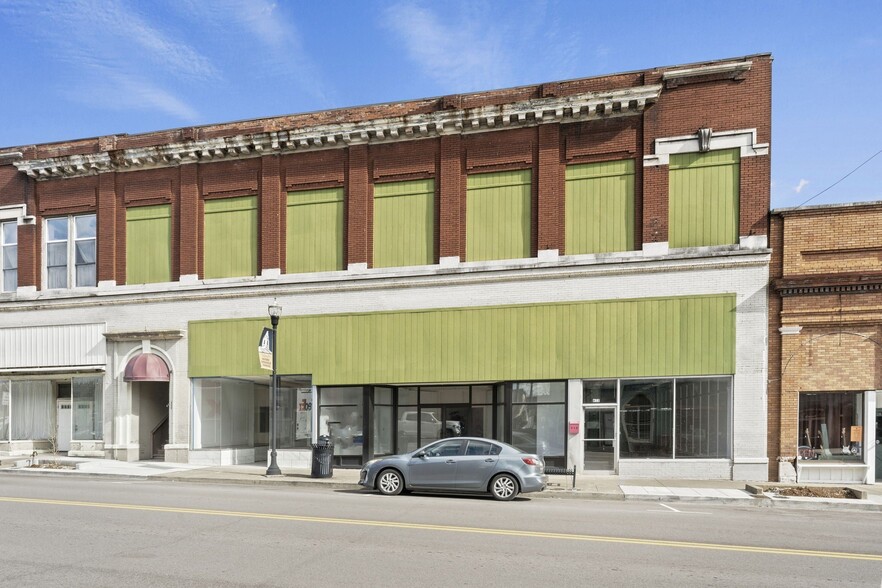 612 S Main St, Springfield, TN for sale - Primary Photo - Image 1 of 4