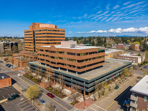 703 Broadway St, Vancouver, WA for rent Building Photo- Image 1 of 4