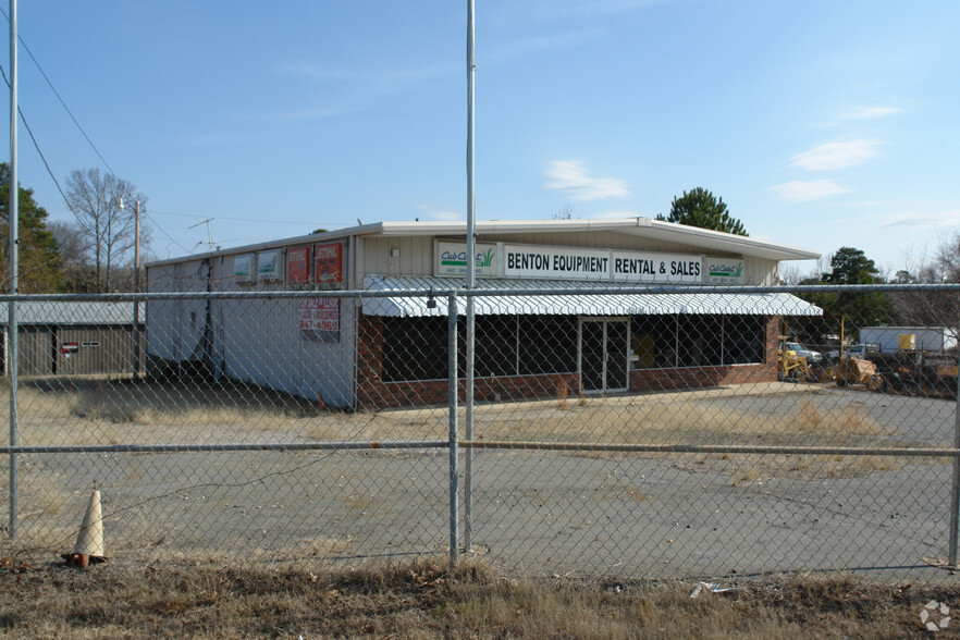 18709 I-30 Hwy E, Benton, AR for rent - Primary Photo - Image 1 of 2