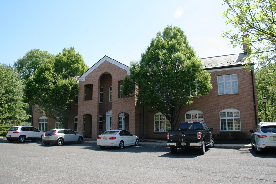 372 Route 22 West, Whitehouse Station, NJ for rent - Building Photo - Image 1 of 22