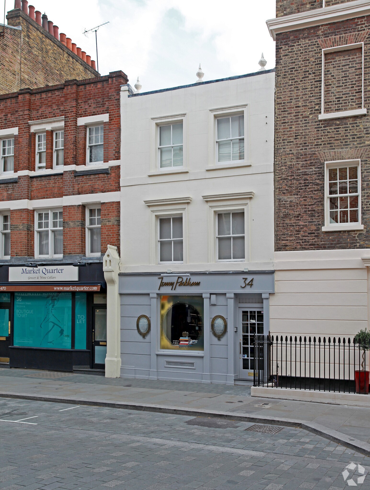 34 Elizabeth St, London for sale Primary Photo- Image 1 of 1