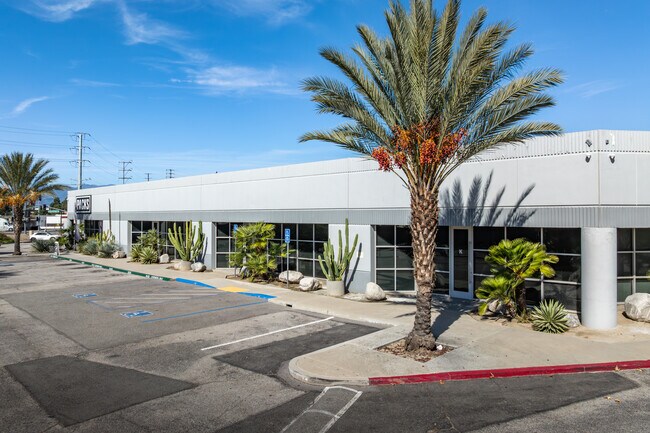 More details for 2211 S Hunts Ln, San Bernardino, CA - Light Industrial to Rent