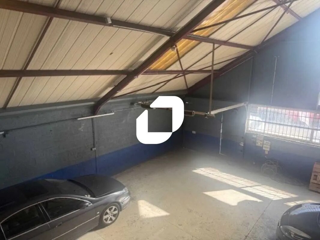 Light Industrial in Conflans-Sainte-Honorine to rent Interior Photo- Image 1 of 7