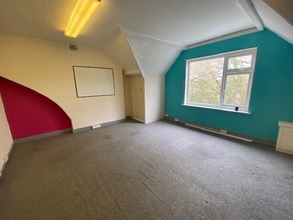 2 Railway Rd, Manchester to rent Interior Photo- Image 2 of 2