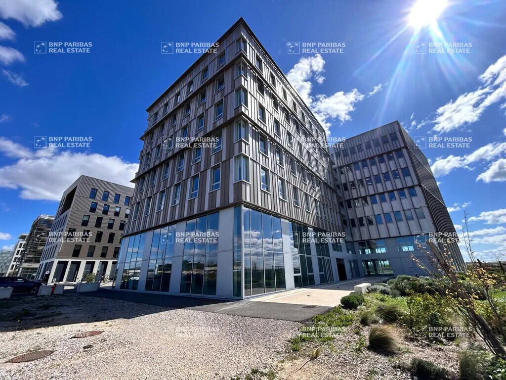 Location Bureaux 292 m² à 3 247 m² - Photo 1