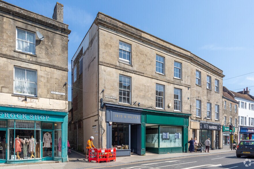 1 Market Pl, Warminster for sale - Primary Photo - Image 1 of 1