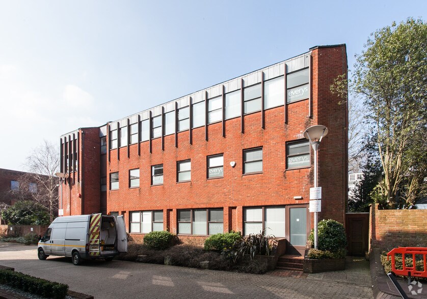 Southernhay Gdns, Exeter for sale - Building Photo - Image 1 of 1