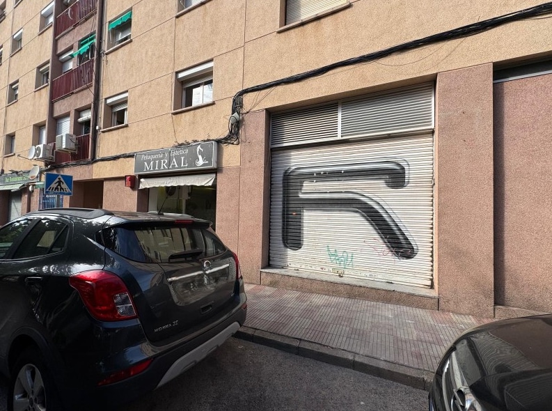 Tarragona, TAR 43007 - Unit Puerta 03, Esc. D -  - Interior Photo - Image 1 of 2