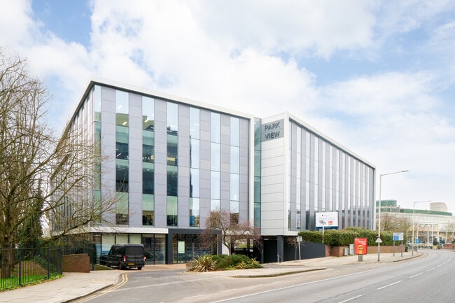 More details for 82 Oxford Rd, Uxbridge - Office to Rent