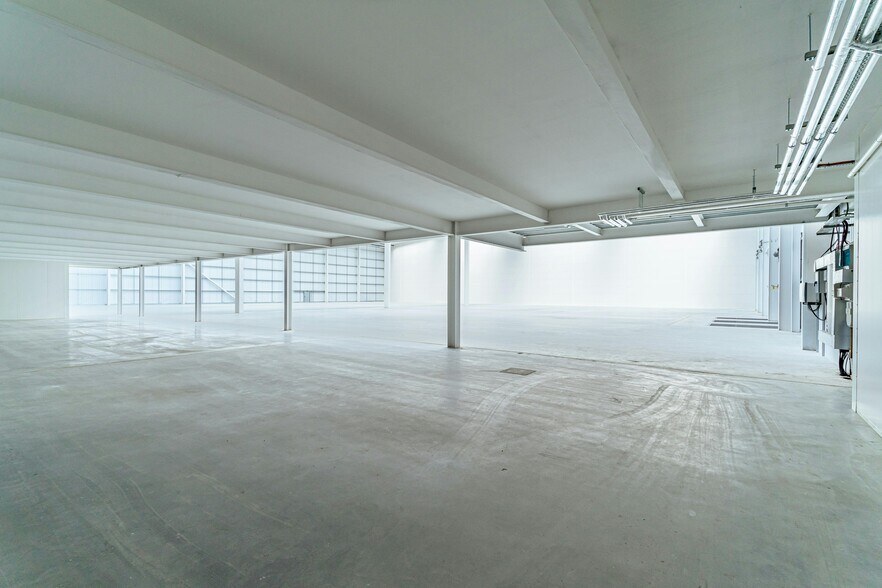 Crabtree Manorway N, Belvedere to rent - Building Photo - Image 2 of 199